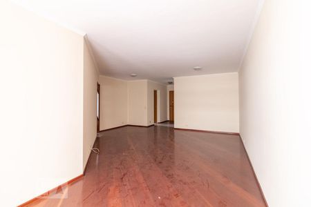 Apartamento para alugar com 110m², 3 quartos e 1 vagaSala