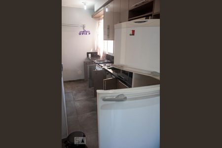 Cozinha de apartamento à venda com 2 quartos, 41m² em Cavalhada, Porto Alegre