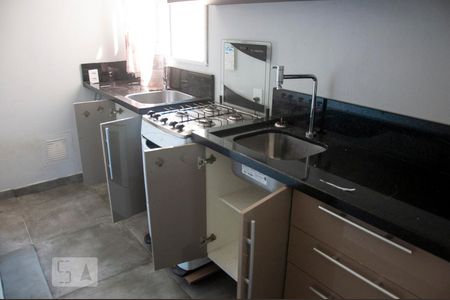 Cozinha de apartamento à venda com 2 quartos, 41m² em Cavalhada, Porto Alegre