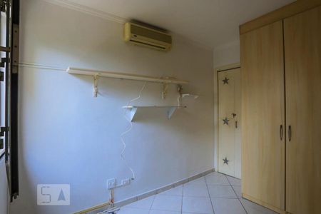 Quarto 1 de apartamento para alugar com 3 quartos, 70m² em Vila Firmiano Pinto, São Paulo