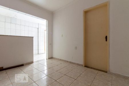 Sala de casa à venda com 4 quartos, 208m² em Vila Talarico, São Paulo