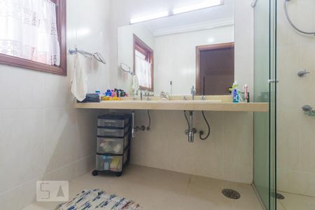 Casa para alugar com 336m², 6 quartos e 3 vagas Casa para alugar com 336m², 6 quartos e 3 vagasBanheiro - Quarto Suíte