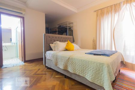 Casa para alugar com 336m², 6 quartos e 3 vagas Casa para alugar com 336m², 6 quartos e 3 vagasQuarto Suíte