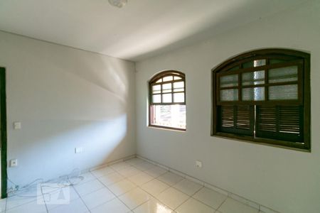 Quarto 1 de casa para alugar com 3 quartos, 100m² em Ouro Preto, Belo Horizonte