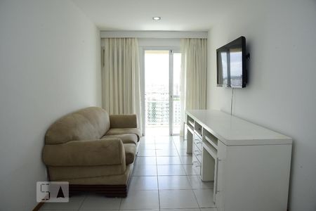 Sala de casa de condomínio à venda com 3 quartos, 115m² em Barra da Tijuca, Rio de Janeiro