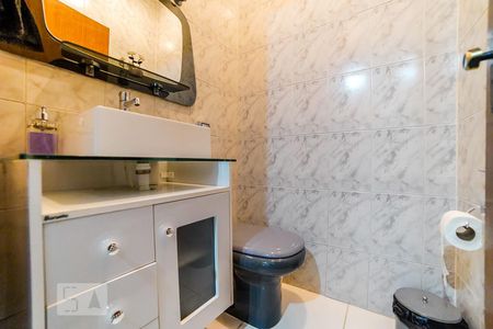 Lavabo de casa à venda com 3 quartos, 250m² em Parque Edu Chaves, São Paulo