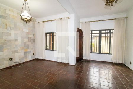 Casa à venda com 291m², 5 quartos e 2 vagasSala de Estar