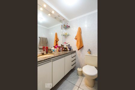 Banheiro  de apartamento à venda com 3 quartos, 65m² em Vila Ema, São Paulo