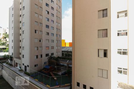 Vista  de apartamento à venda com 3 quartos, 65m² em Vila Ema, São Paulo