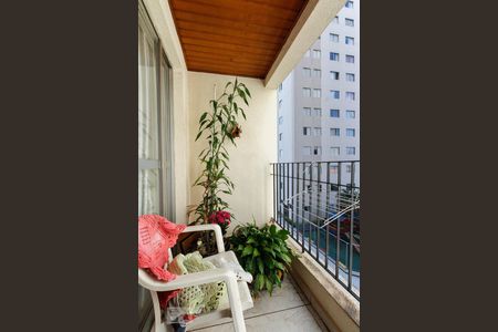 Sacada  de apartamento à venda com 3 quartos, 65m² em Vila Ema, São Paulo