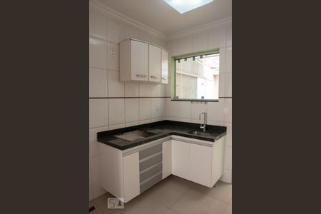 Casa de Condomínio à venda com 2 quartos, 55m² em Jardim Leblon, Belo Horizonte