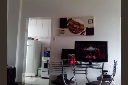 Sala/quarto de kitnet/studio para alugar com 1 quarto, 42m² em Bela Vista, São Paulo
