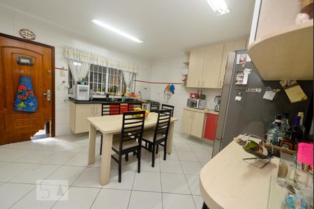 Cozinha de casa à venda com 3 quartos, 130m² em Gopoúva, Guarulhos