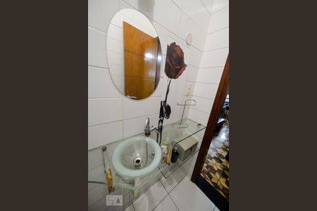 Lavabo de casa à venda com 3 quartos, 130m² em Gopoúva, Guarulhos