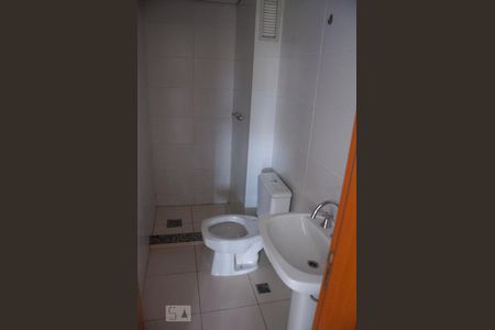 Banheiro de apartamento à venda com 2 quartos, 80m² em Tristeza, Porto Alegre