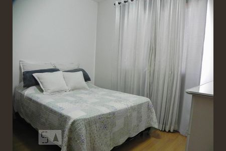 Quarto 2 de apartamento para alugar com 2 quartos, 72m² em Colégio Batista, Belo Horizonte