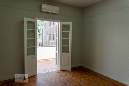 Casa para alugar com 450m², 5 quartos e 5 vagas Casa para alugar com 450m², 5 quartos e 5 vagasQuarto 1