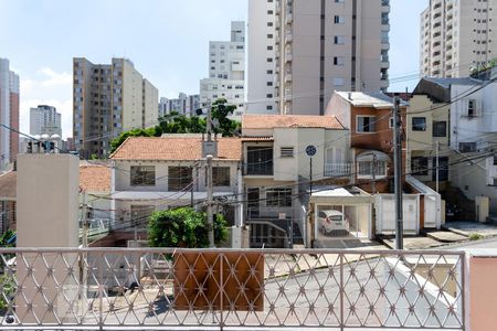 Casa para alugar com 450m², 5 quartos e 5 vagas Casa para alugar com 450m², 5 quartos e 5 vagasVista do Quarto 2