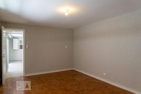 Casa para alugar com 450m², 5 quartos e 5 vagas Casa para alugar com 450m², 5 quartos e 5 vagasQuarto 4