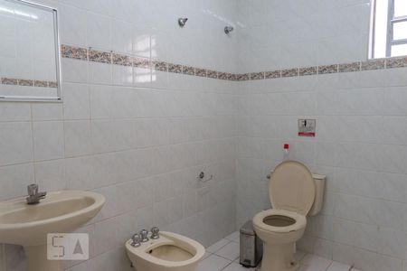 Casa para alugar com 450m², 5 quartos e 5 vagas Casa para alugar com 450m², 5 quartos e 5 vagasBanheiro 1