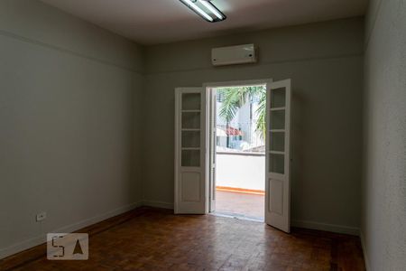 Casa para alugar com 450m², 5 quartos e 5 vagas Casa para alugar com 450m², 5 quartos e 5 vagasQuarto 1