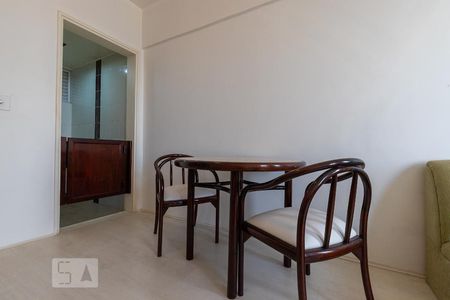 Apartamento para alugar com 45m², 1 quarto e 1 vagaSala