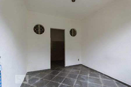 Sala/Quarto de kitnet/studio para alugar com 1 quarto, 15m² em Freguesia (jacarepaguá), Rio de Janeiro