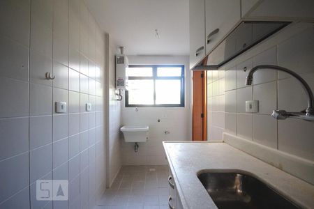 Cozinha de apartamento para alugar com 3 quartos, 80m² em Barra da Tijuca, Rio de Janeiro