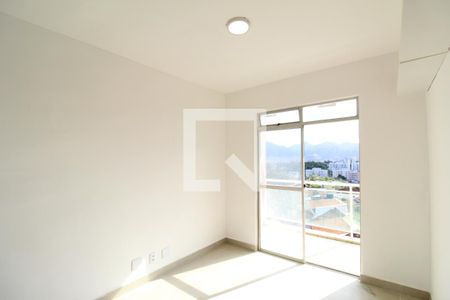 Sala de apartamento para alugar com 2 quartos, 60m² em Freguesia (jacarepaguá), Rio de Janeiro