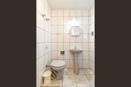 Banheiro de kitnet/studio para alugar com 1 quarto, 35m² em Vila Buarque, São Paulo