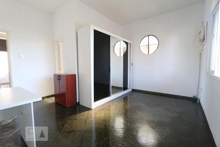 Quarto Suíte de casa para alugar com 2 quartos, 150m² em Curicica, Rio de Janeiro