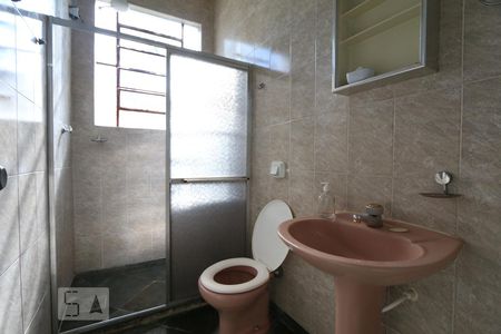 Banheiro suite  de casa para alugar com 2 quartos, 150m² em Curicica, Rio de Janeiro