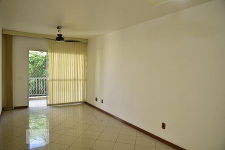 Sala de apartamento à venda com 3 quartos, 93m² em Tanque, Rio de Janeiro