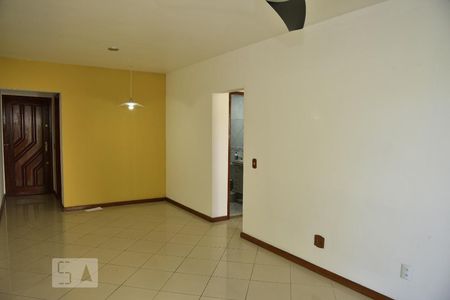 Sala de apartamento para alugar com 3 quartos, 93m² em Tanque, Rio de Janeiro