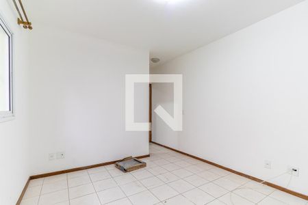 Casa para alugar com 64m², 2 quartos e 2 vagasSala