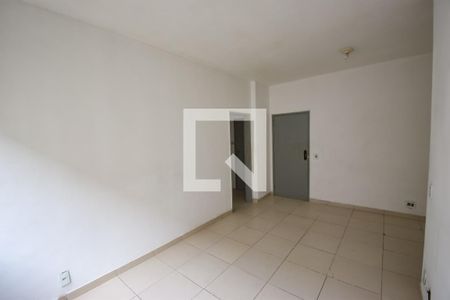 Sala de apartamento para alugar com 2 quartos, 53m² em Todos Os Santos, Rio de Janeiro