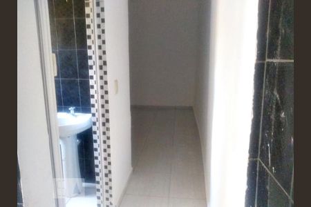 Corredor de casa à venda com 2 quartos, 80m² em Vila Maria Alta, São Paulo