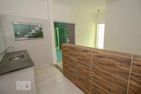 Cozinha de apartamento para alugar com 1 quarto, 34m² em Penha, Rio de Janeiro