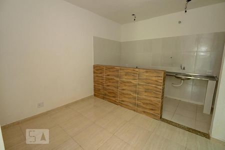 Cozinha de apartamento para alugar com 1 quarto, 34m² em Penha, Rio de Janeiro