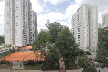 Vista da varanda de apartamento para alugar com 2 quartos, 48m² em Parque Reboucas, São Paulo