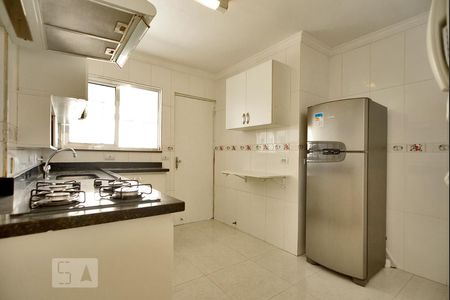 Cozinha de apartamento à venda com 3 quartos, 118m² em Vila Ipojuca, São Paulo