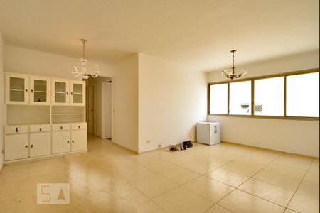 Sala de apartamento à venda com 3 quartos, 118m² em Vila Ipojuca, São Paulo