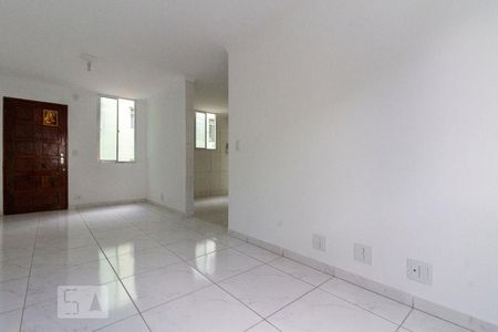 Sala de apartamento à venda com 2 quartos, 60m² em Conjunto Residencial José Bonifácio, São Paulo