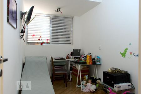 Quarto 2 de apartamento à venda com 3 quartos, 108m² em Vila Nova Conceição, São Paulo