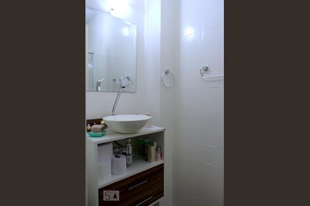 Banheiro 1 de apartamento à venda com 3 quartos, 108m² em Vila Nova Conceição, São Paulo