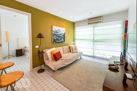 Sala de apartamento à venda com 1 quarto, 80m² em Lagoa, Rio de Janeiro