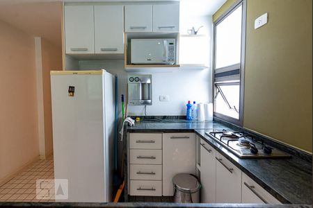 Cozinha de apartamento à venda com 1 quarto, 80m² em Lagoa, Rio de Janeiro