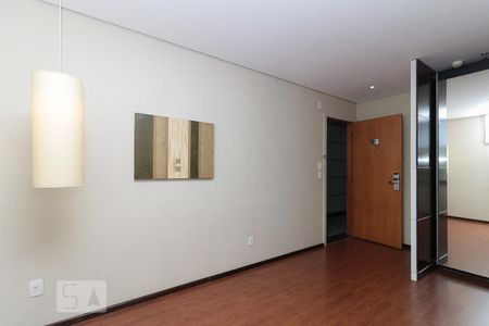 Studio à venda com 32m², 1 quarto e 1 vagaSala/Cozinha