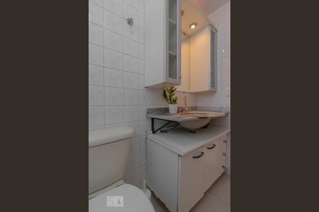 Banheiro de apartamento à venda com 2 quartos, 60m² em Jardim Celeste, São Paulo