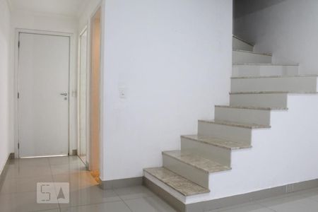 Sala de casa de condomínio à venda com 2 quartos, 69m² em Jardim Colônia, Jundiaí